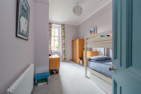 166 Craiglea Drive, Edinburgh, EH10 5PU