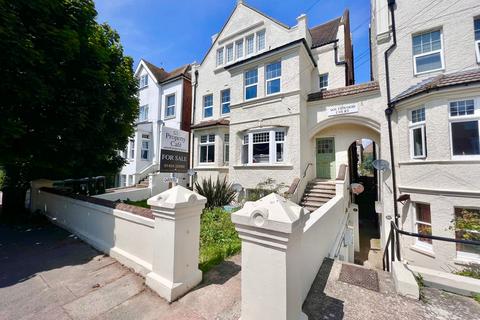 3 bedroom apartment for sale, Cantelupe Road, Bexhill On Sea, TN40