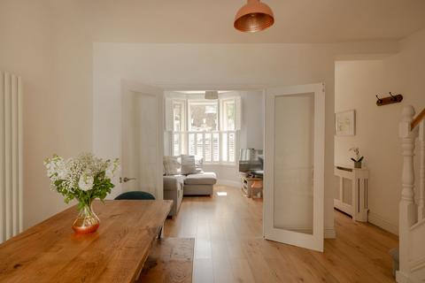 28 Downsell Road, London, E15 2BU