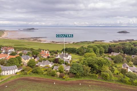 2 Abbots Close, North Berwick, EH39 5HN