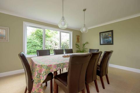 2 Abbots Close, North Berwick, EH39 5HN
