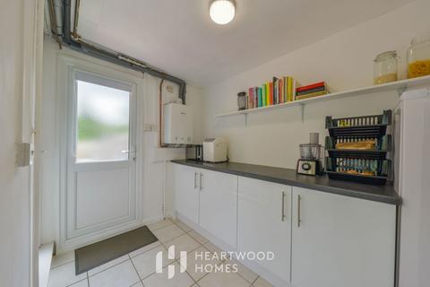 75 Batchwood Drive, St Albans, AL3 5UF