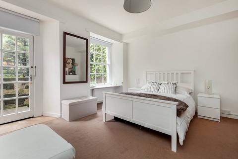 16a Henderson Row, Edinburgh, EH3 5DR