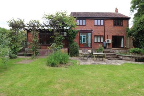 4 bedroom detached house for sale, Lower Tasburgh