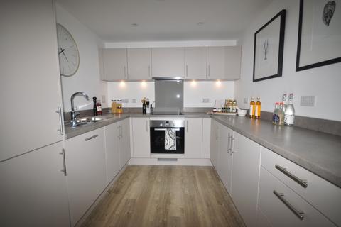 1 bedroom apartment to rent, Apex Apartments, West Green Drive, RH11