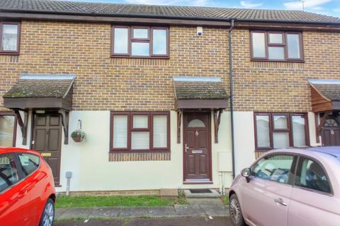 1 bedroom terraced house to rent, Princes Close, Billericay, CM12