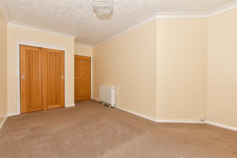 1 bedroom ground floor flat for sale, Pier Avenue, Herne Bay, Kent