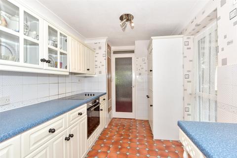 21 Bradlond Close, Bognor Regis, PO21 2RQ