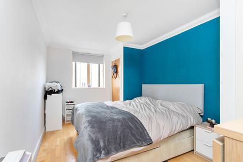 1 bedroom apartment for sale, Lamb Street, London E1