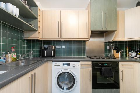 1 bedroom apartment for sale, Lamb Street, London E1