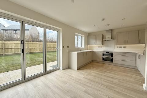 4 bedroom detached house for sale, LIFTON PL16