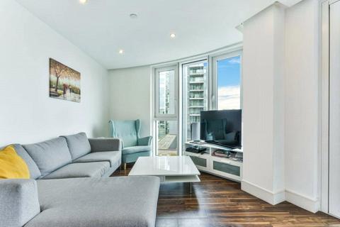 3 bedroom apartment to rent, Altitude Point, Alie Street, Aldgate, London, E1