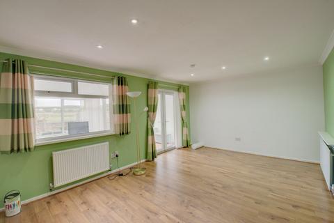 65 Larchmere Drive, Bromsgrove, B61 8QL