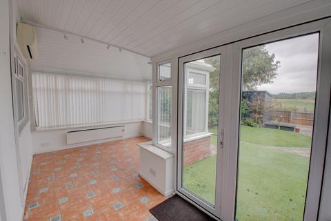65 Larchmere Drive, Bromsgrove, B61 8QL