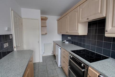 65 Larchmere Drive, Bromsgrove, B61 8QL