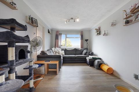 2 Kinross Close, Chatham, ME5 7RS