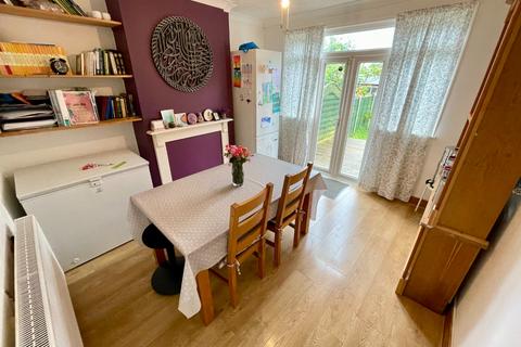 34 Kenneth Road, Luton, LU2 0LE