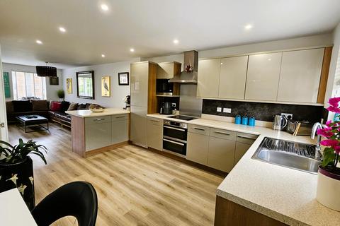 18 Brazen Gate, Norwich, NR1 3SB