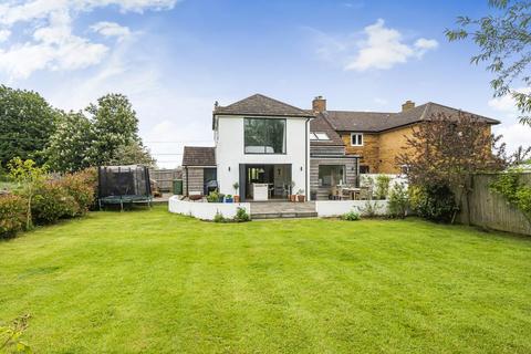 2, The Cottage Brookstones, Sydenham, Chinnor, OX39 4LZ