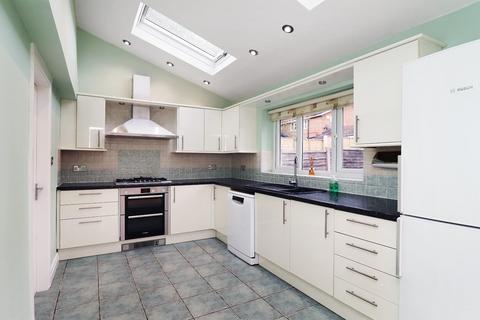 4 bedroom detached house for sale, Medway Crescent, Altrincham