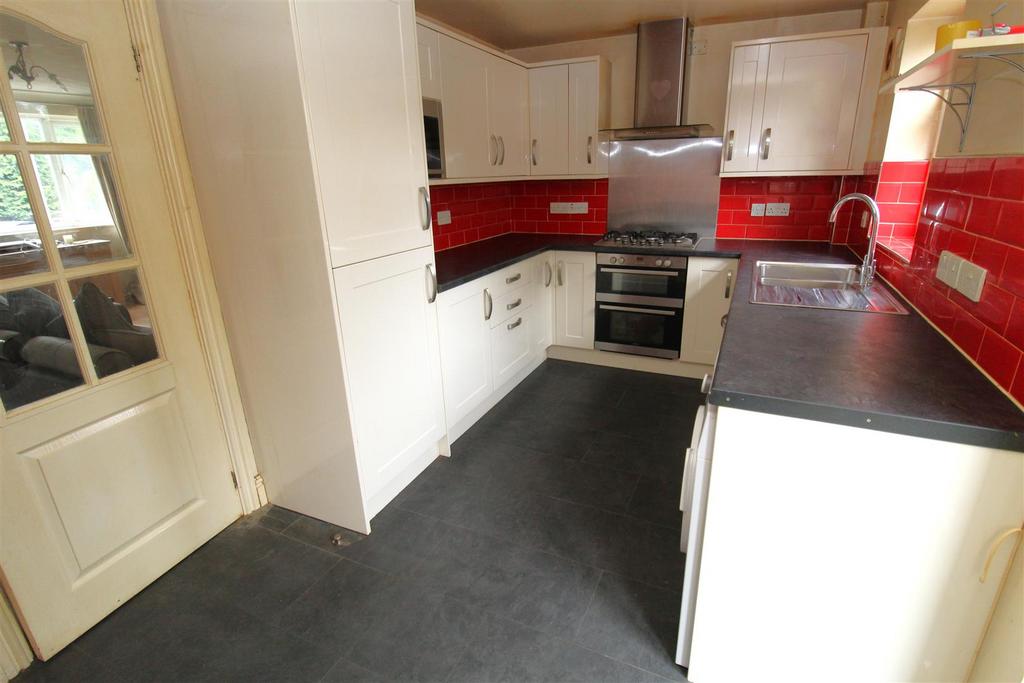 Kitchen1.JPG
