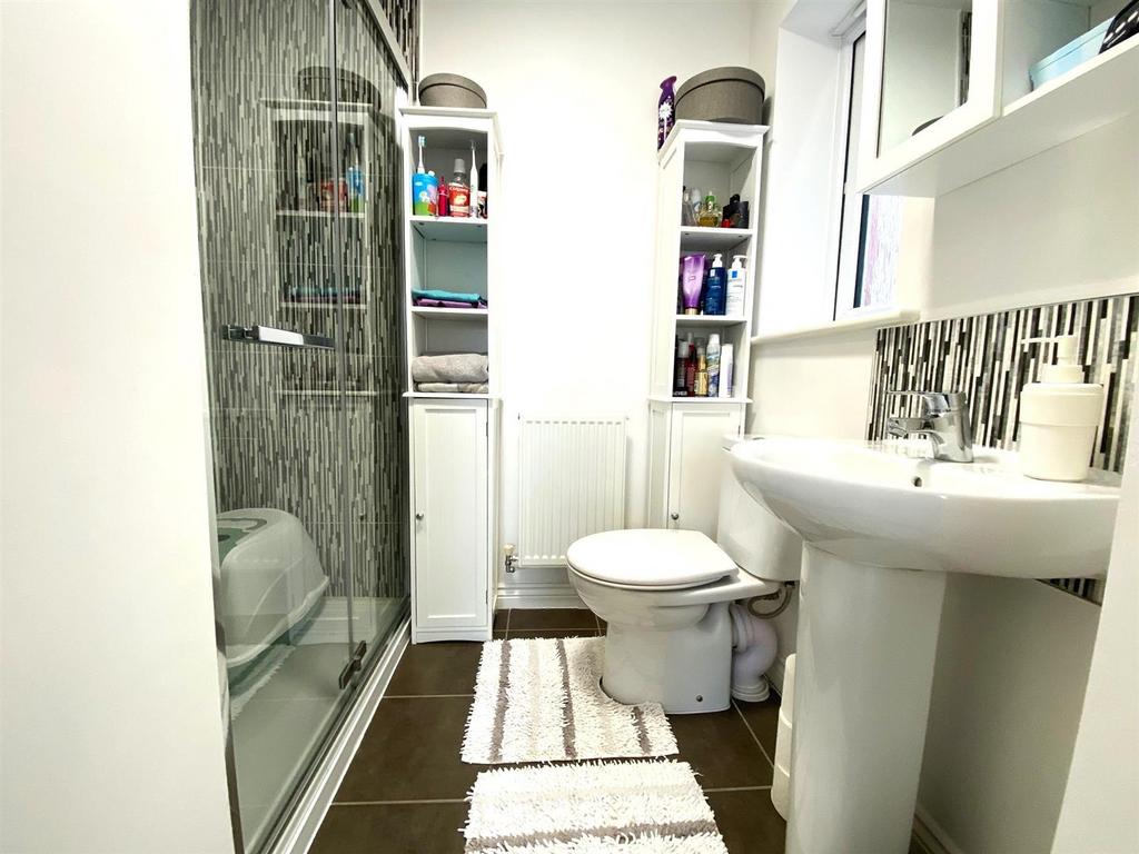 En suite.jpg