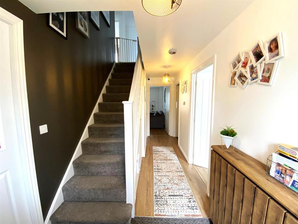 Hallway.jpg