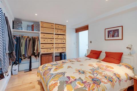 1 bedroom flat for sale, Hillfield Road, West Hampstead, London NW6
