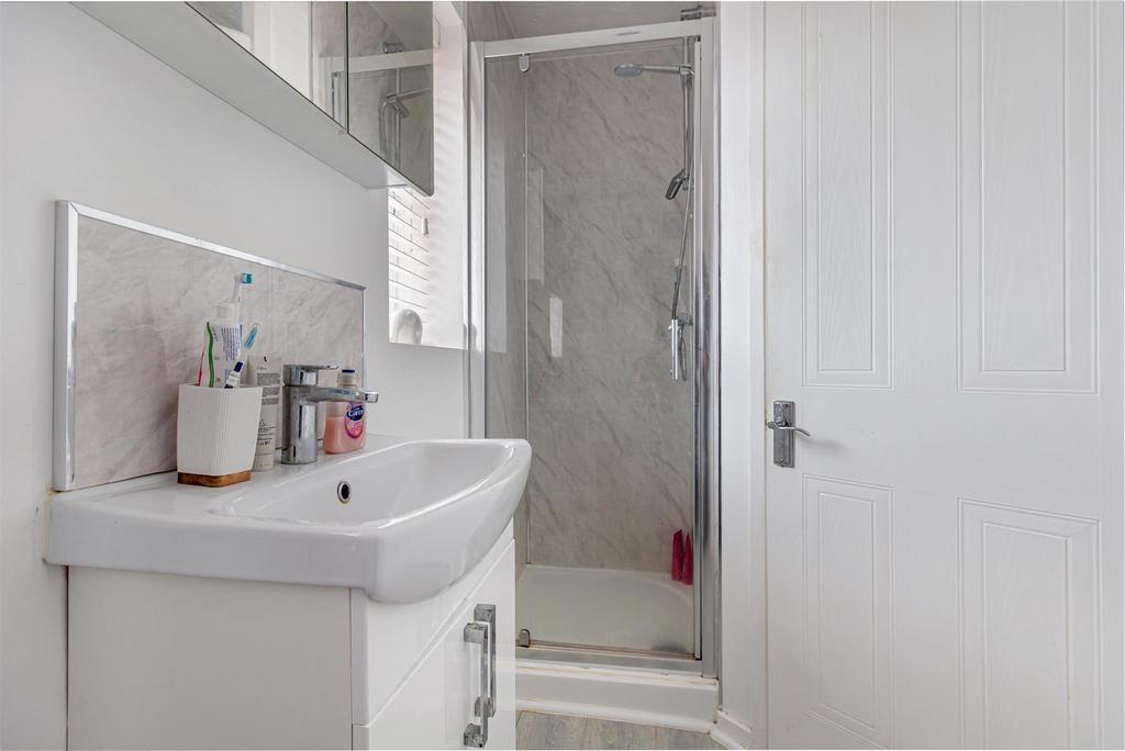 Bathroom-2.jpg