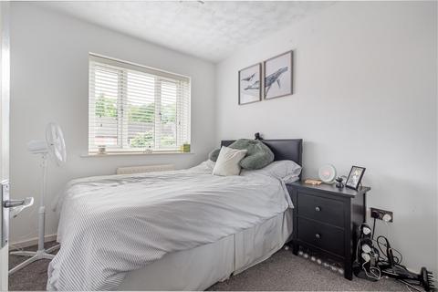 18 Beeston Gardens, Berkeley Alford, Worcester, WR4 0JT