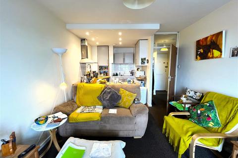 1 bedroom property to rent, Marina, St. Leonards-On-Sea TN38