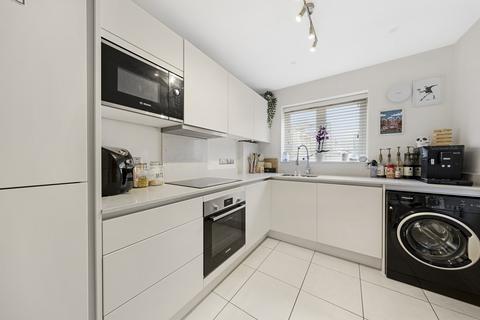 8 Ambler Close, Burton Latimer, Kettering, NN15 5ZN