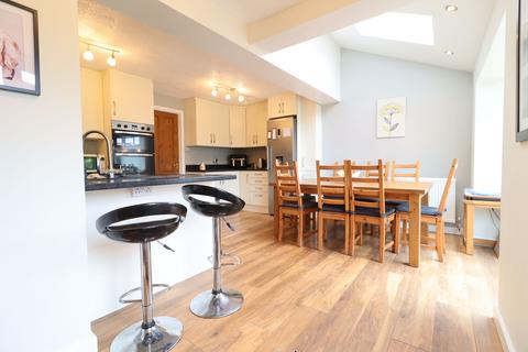 4 bedroom end of terrace house for sale, Hawthorne Avenue, Hathern, LE12