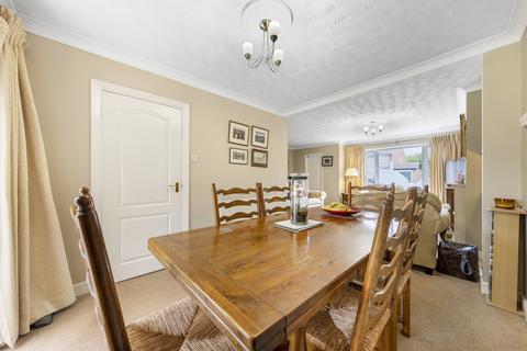 47 Beaufort Drive, Barton Seagrave, Kettering, NN15 6SF