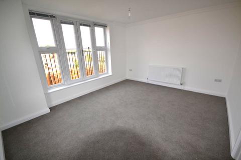 3 bedroom end of terrace house to rent, Snowberry Road, Dunmow, CM6