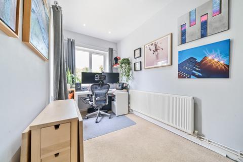 Flat 2, 25 Percy Road, Guildford, GU2 9PA