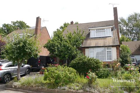 3 bedroom detached house for sale, Sutton Crescent, Barnet, EN5
