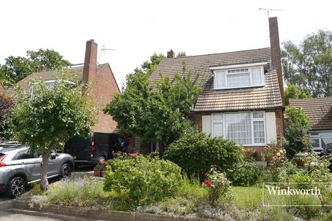 13 Sutton Crescent, Barnet, EN5 2SW