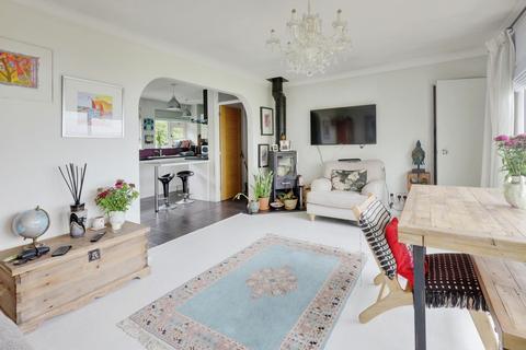 2 bedroom maisonette for sale, Laurel Close, Leigh-on-sea, SS9