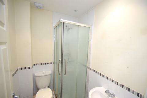 2 bedroom apartment to rent, Woodview Court, Grandfield Avenue, Watford, WD17
