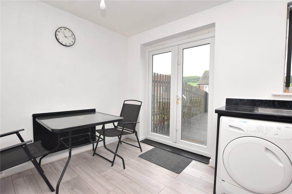 Settle Vale, Morley, Leeds, West... 2 bed terraced house for sale £