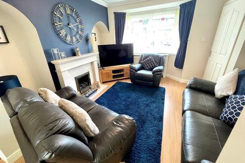 4 bedroom semi-detached house for sale, Carlton Avenue, Wednesfield, Wolverhampton, WV11