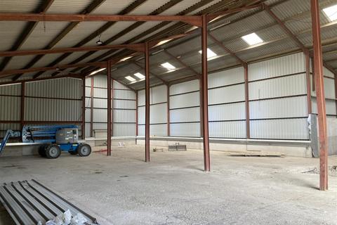 Industrial unit to rent, Berry Court Barn