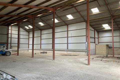Industrial unit to rent, Berry Court Barn