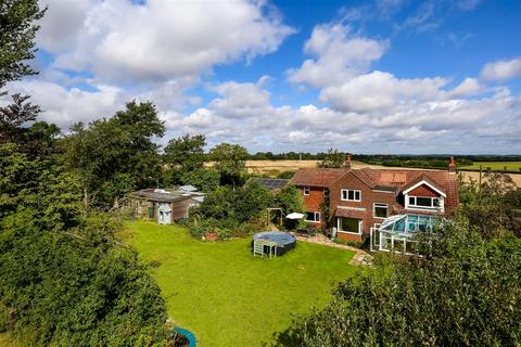 4 bedroom detached house for sale, Hattingley Road, Medstead, Alton