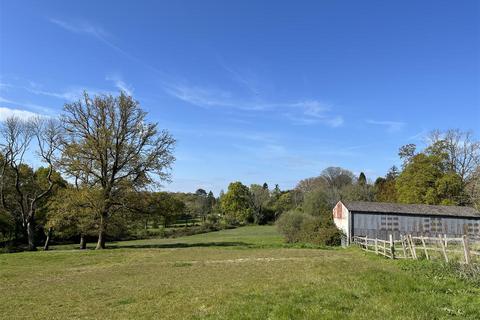 Land for sale, Land and Stables at Mill lane, Steep