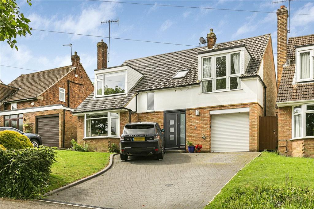 Finch Road, Berkhamsted, Hertfordshire 4 bed detached house £1,195,000