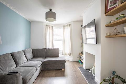 25 Agate Street, Bristol, BS3 3AQ