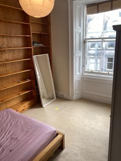 4 bedroom flat to rent, Roseneath Terrace, Edinburgh, EH9