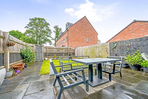 3 bedroom end of terrace house for sale, Scotgrange Meadow, Shefford, SG17